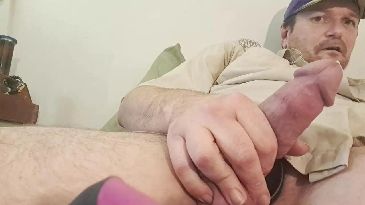 bitemypillo1 on Cam4 