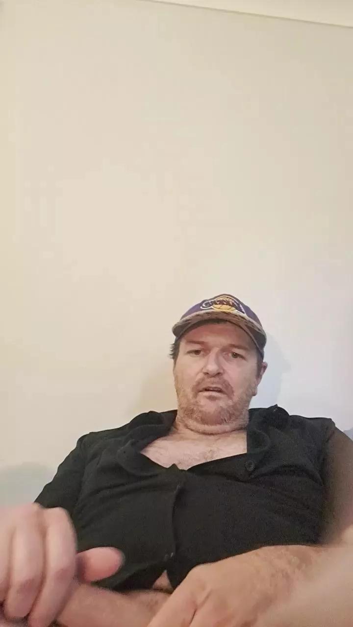 bitemypillo1 on Cam4 