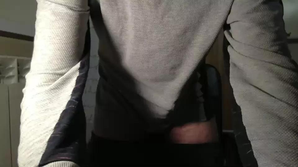 black9898 on Cam4 