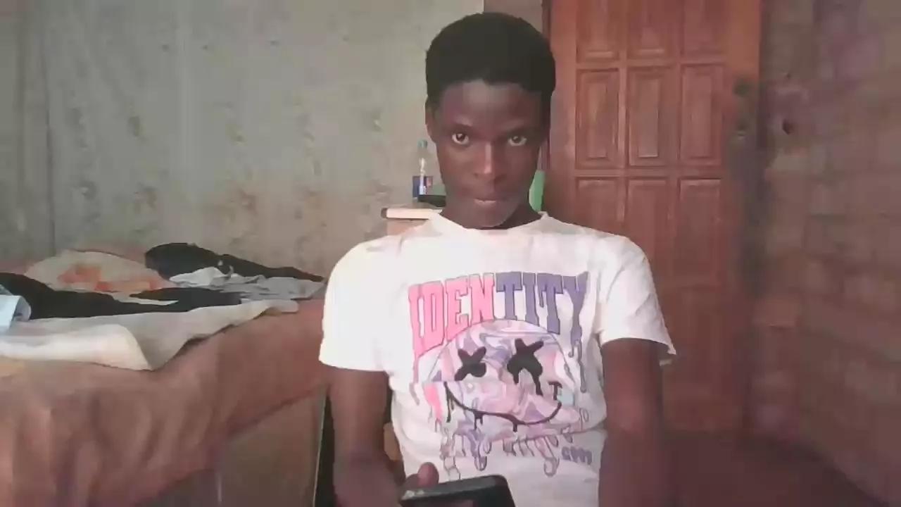 black_loversss on Cam4 