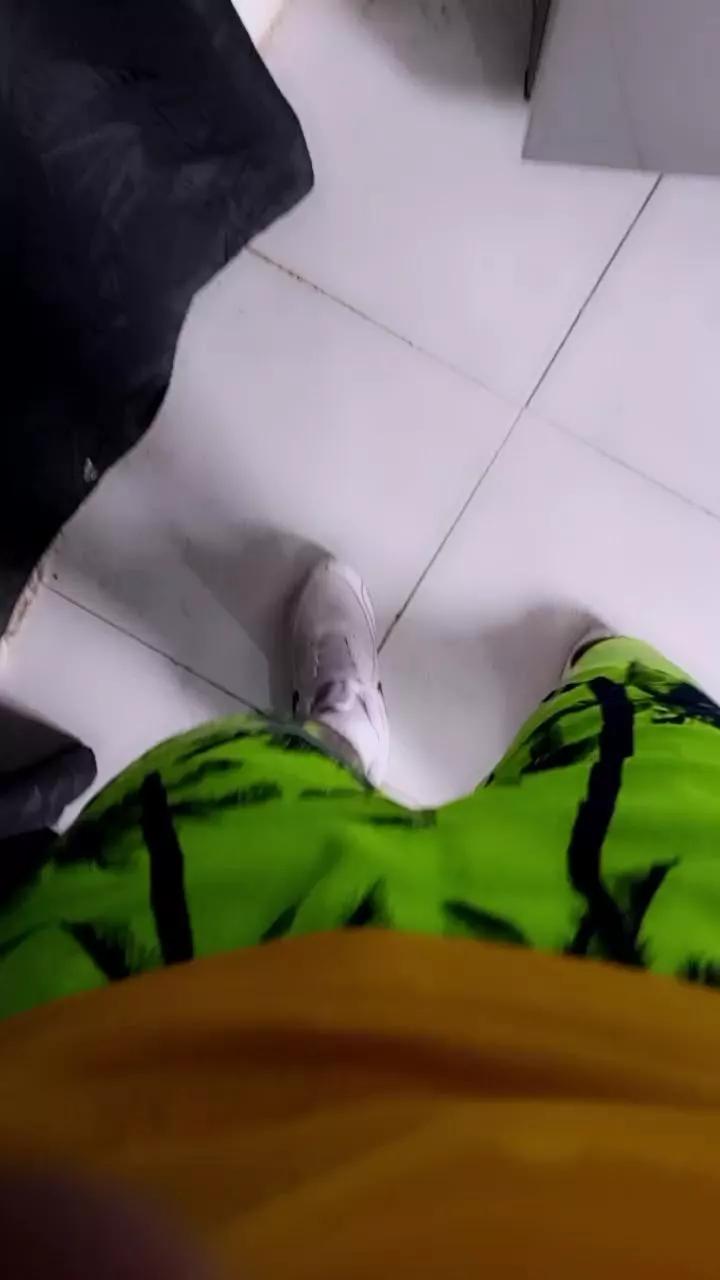 Black_spitpiss on Cam4