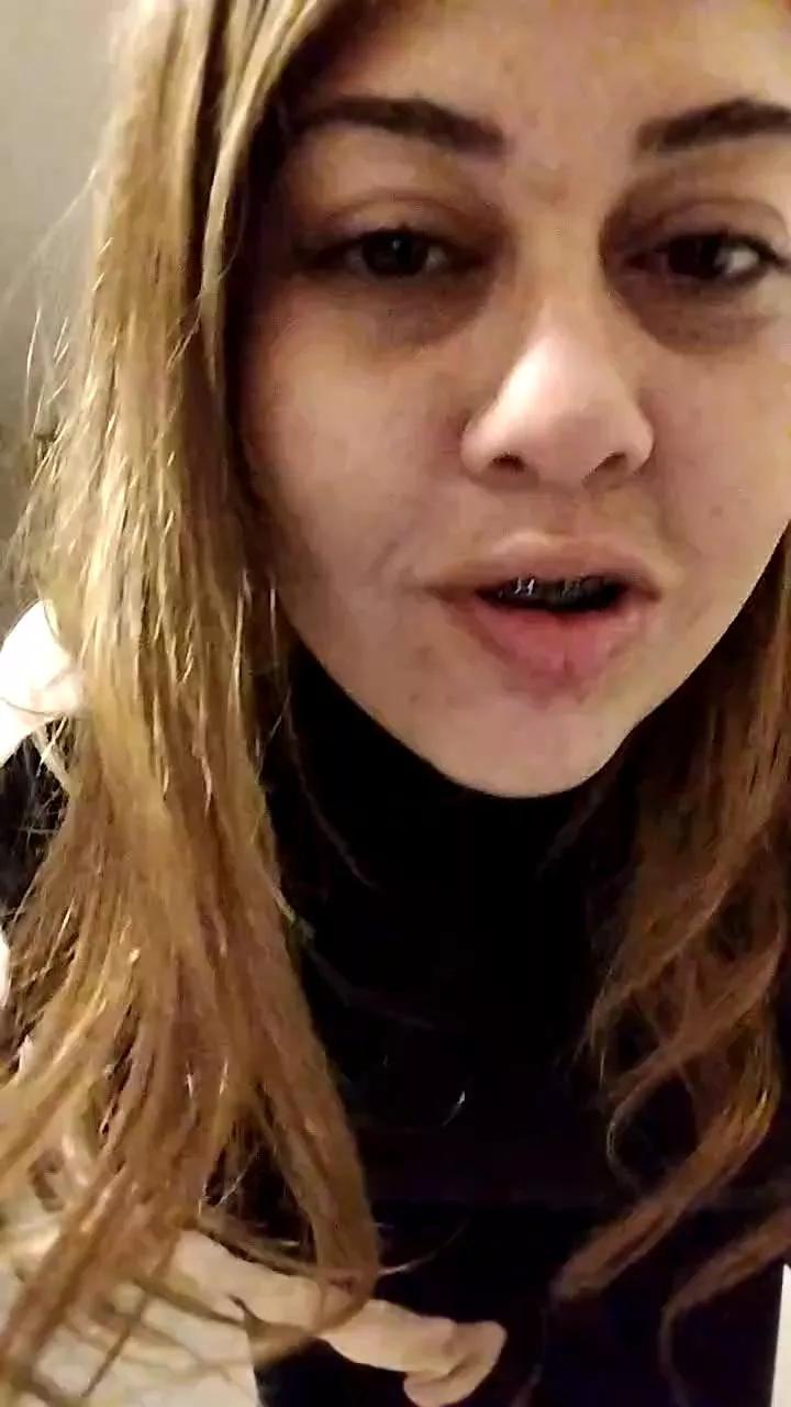 Offline Blanquita_Perl4 on Cam4