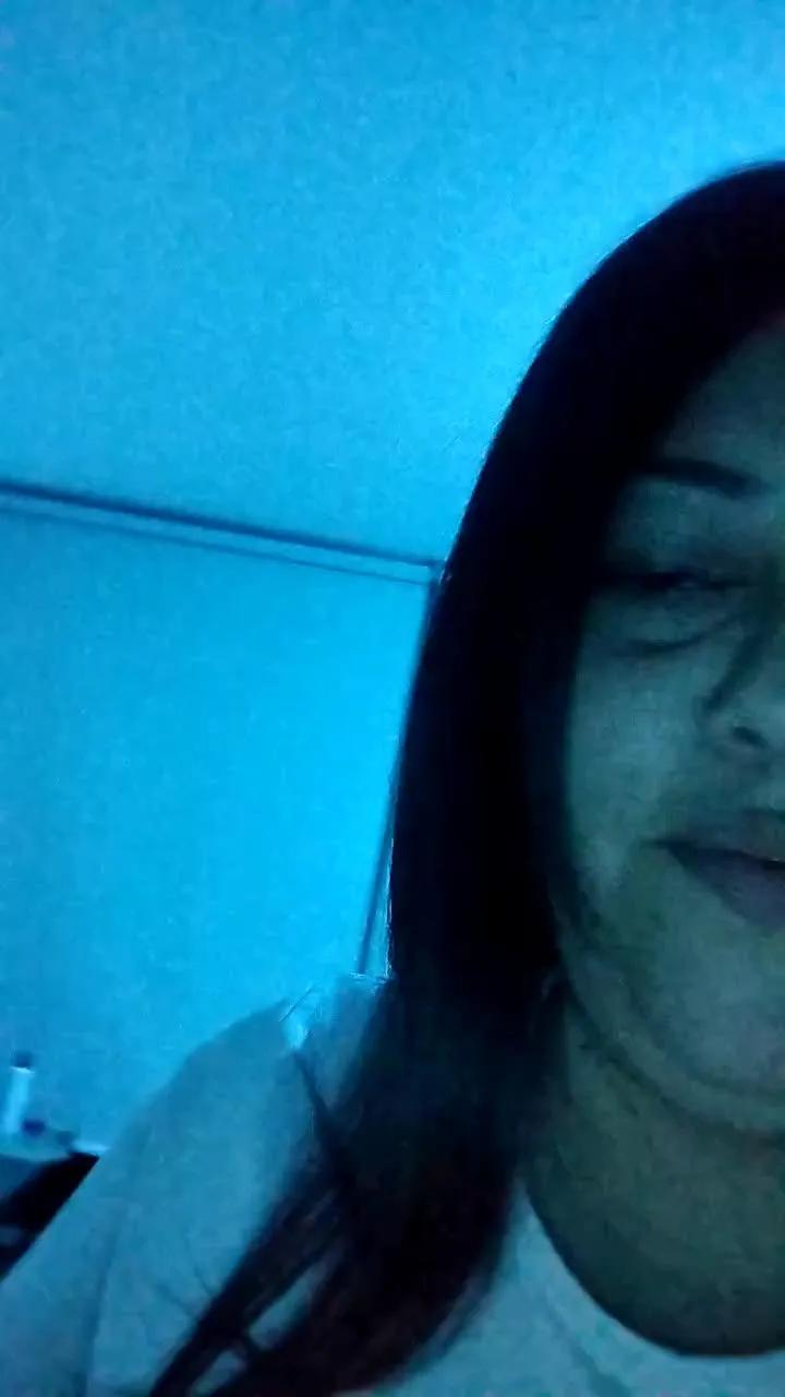 Offline Blanquita_Perl4 on Cam4