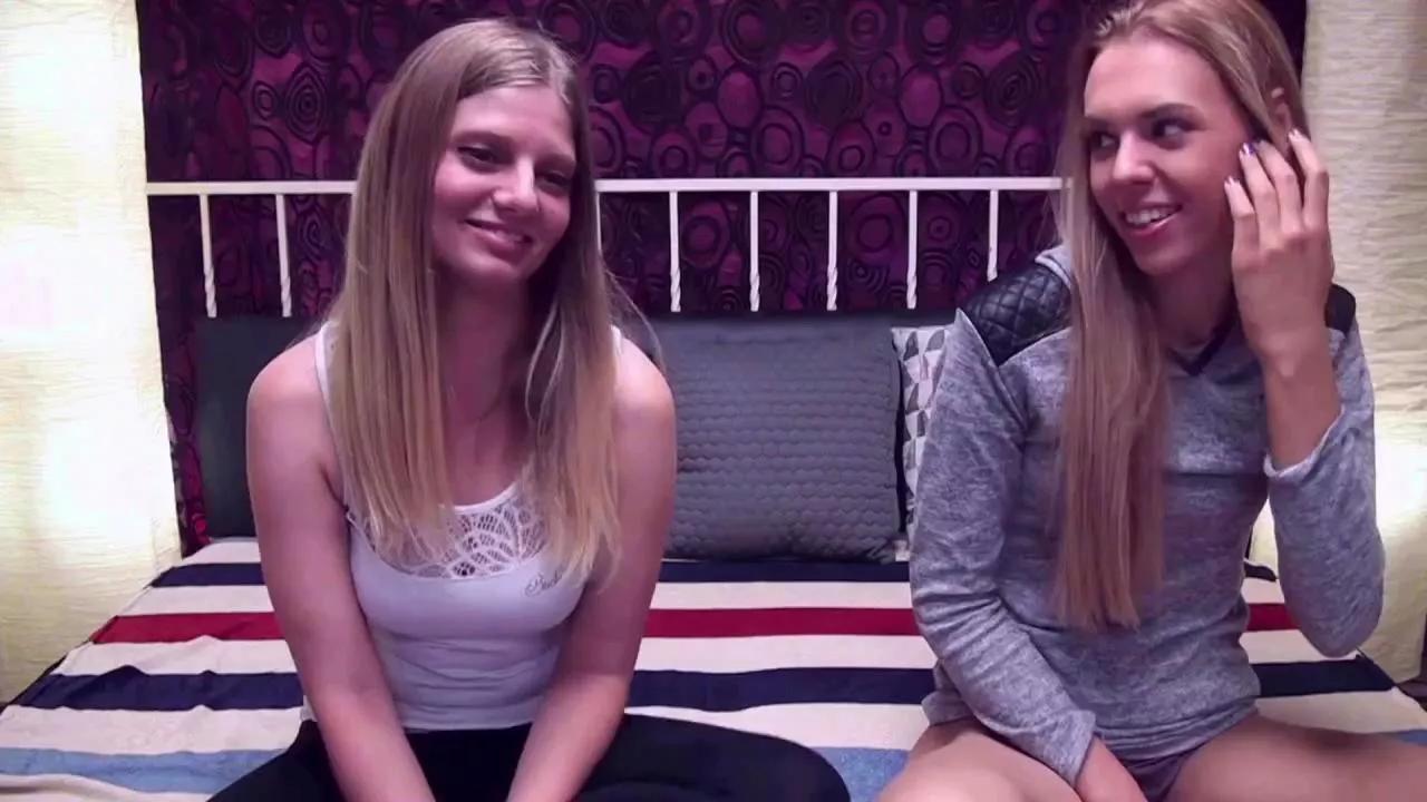 BlondeWitchez on Cam4 