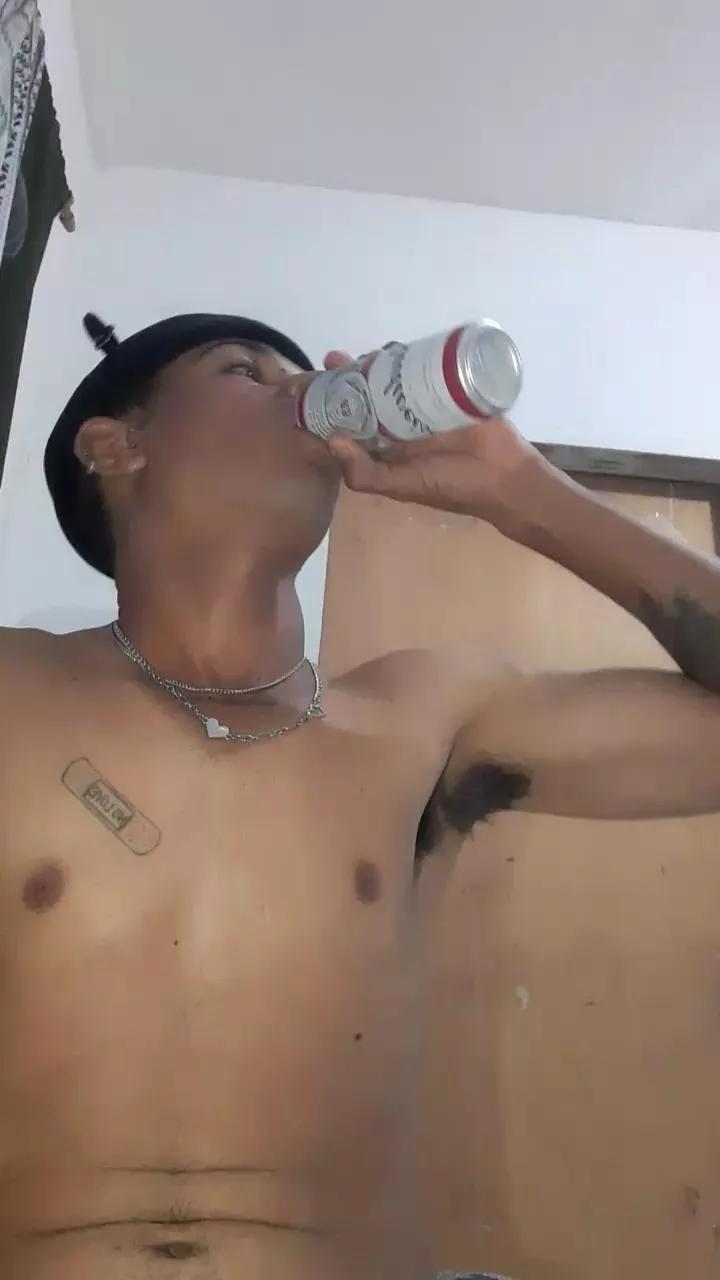 BluBaiano on Cam4 
