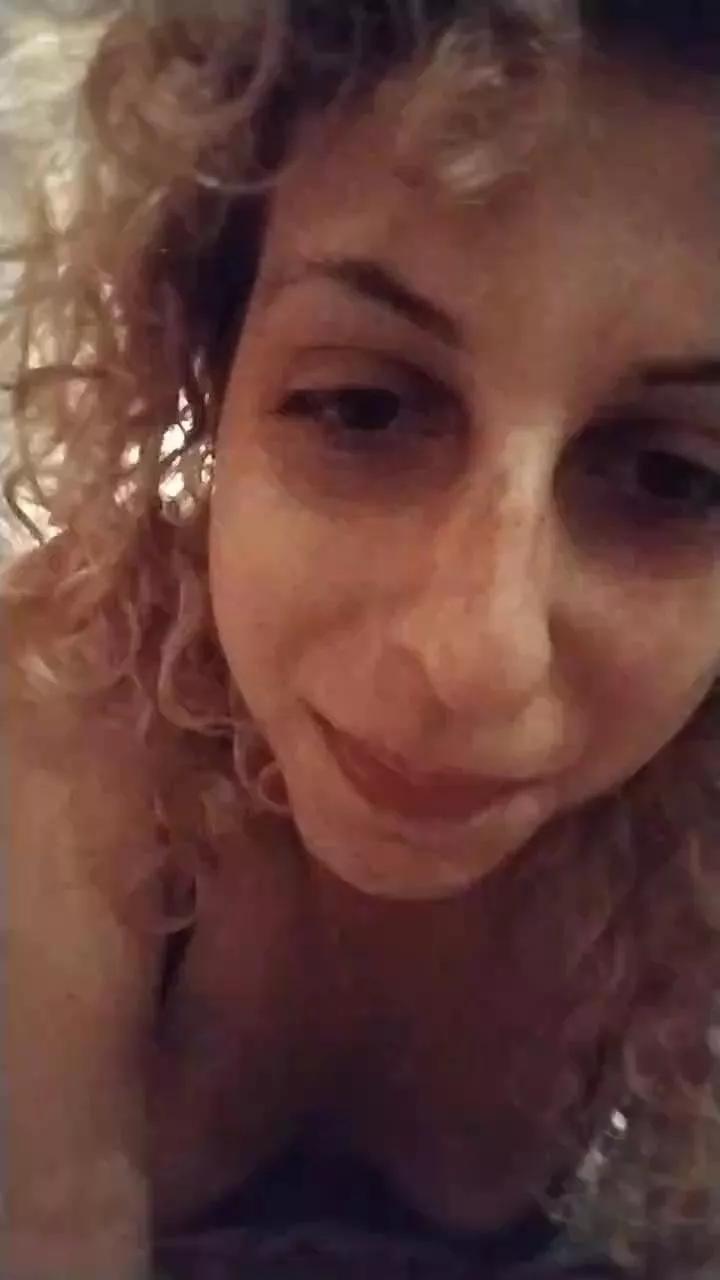 Blue_bunny0 on Cam4 