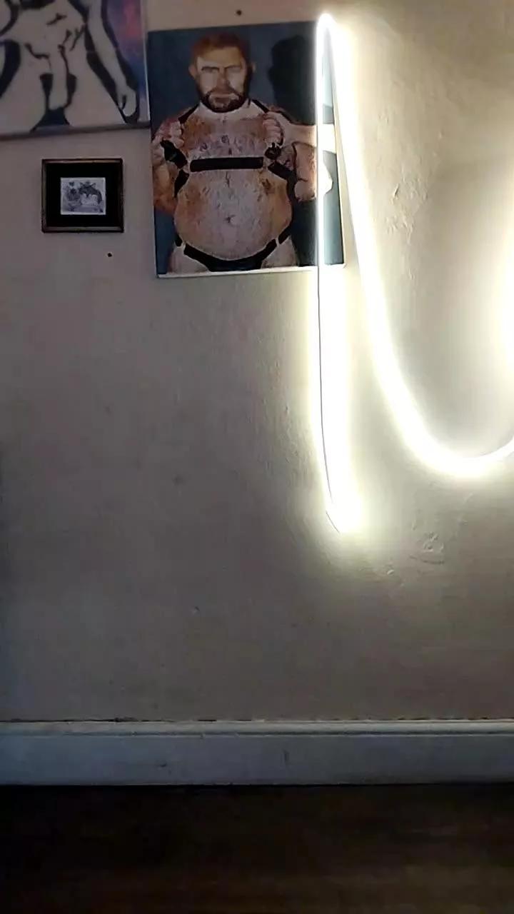 blurxi on Cam4 