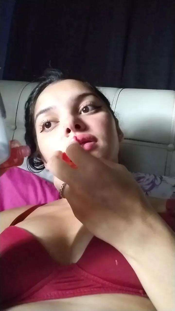 Boneca002 on Cam4 