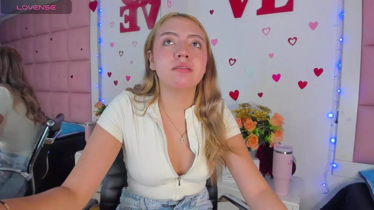 Bonni_Lohans on Cam4 