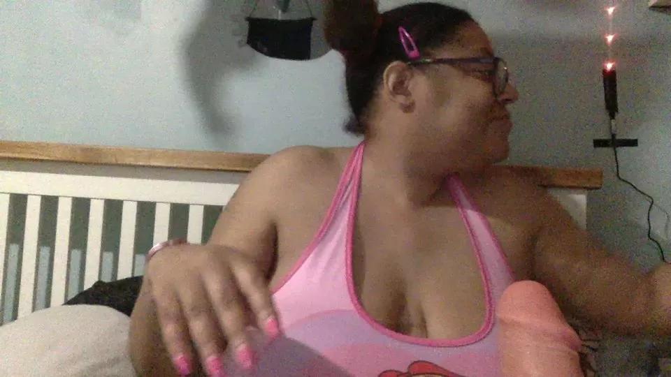 Boobilicous99 on Cam4 