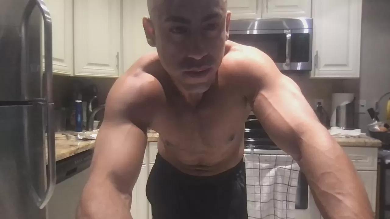 bossman260 on Cam4 