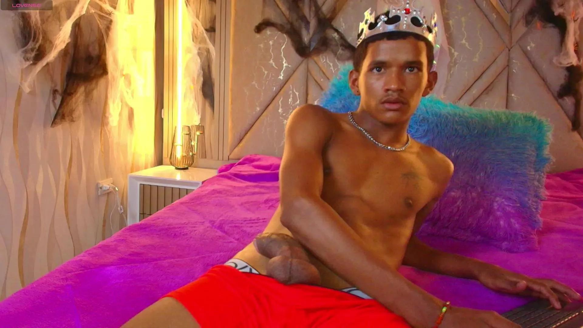 Explore Cam4's Boy_Savoy Boy_Savoy from Cam4