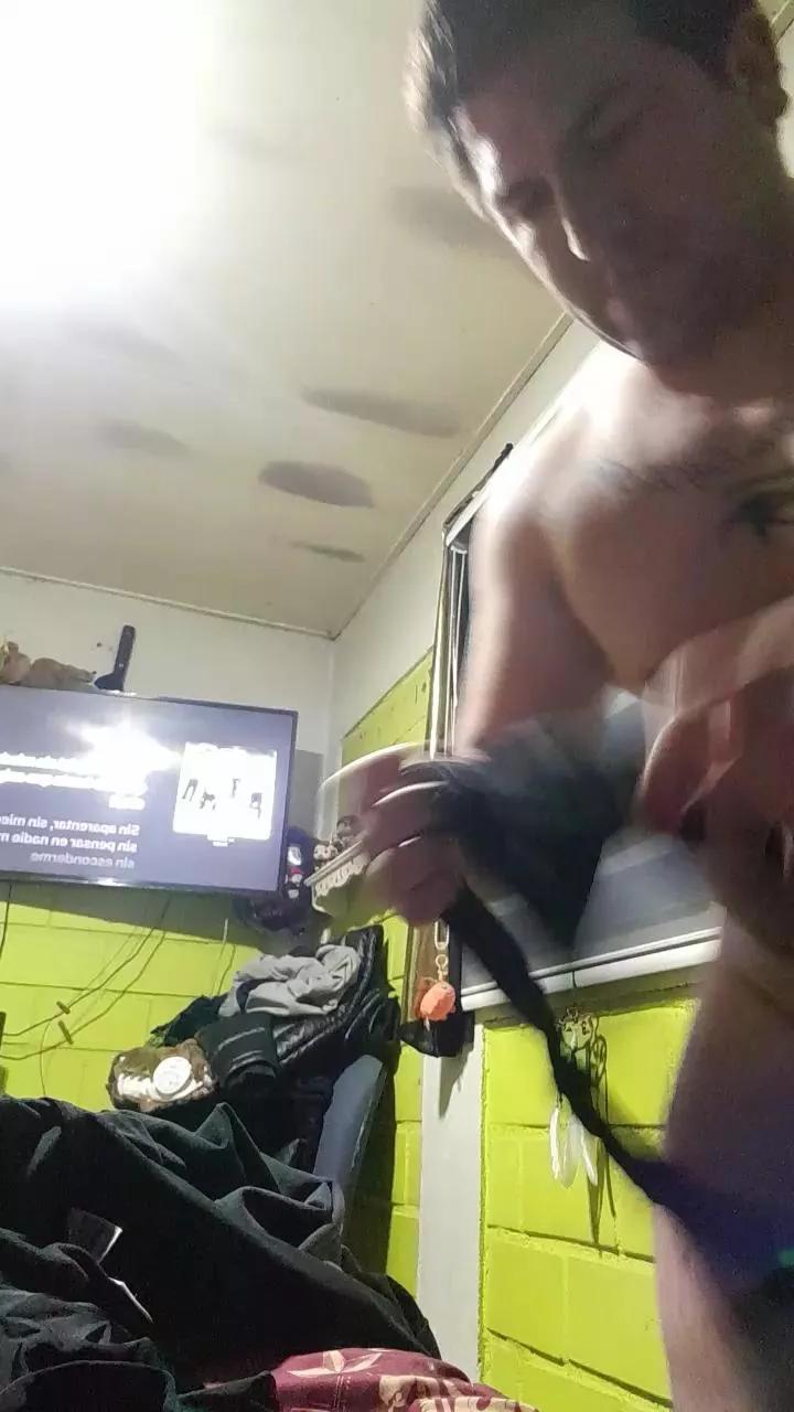 Boylatex on Cam4 