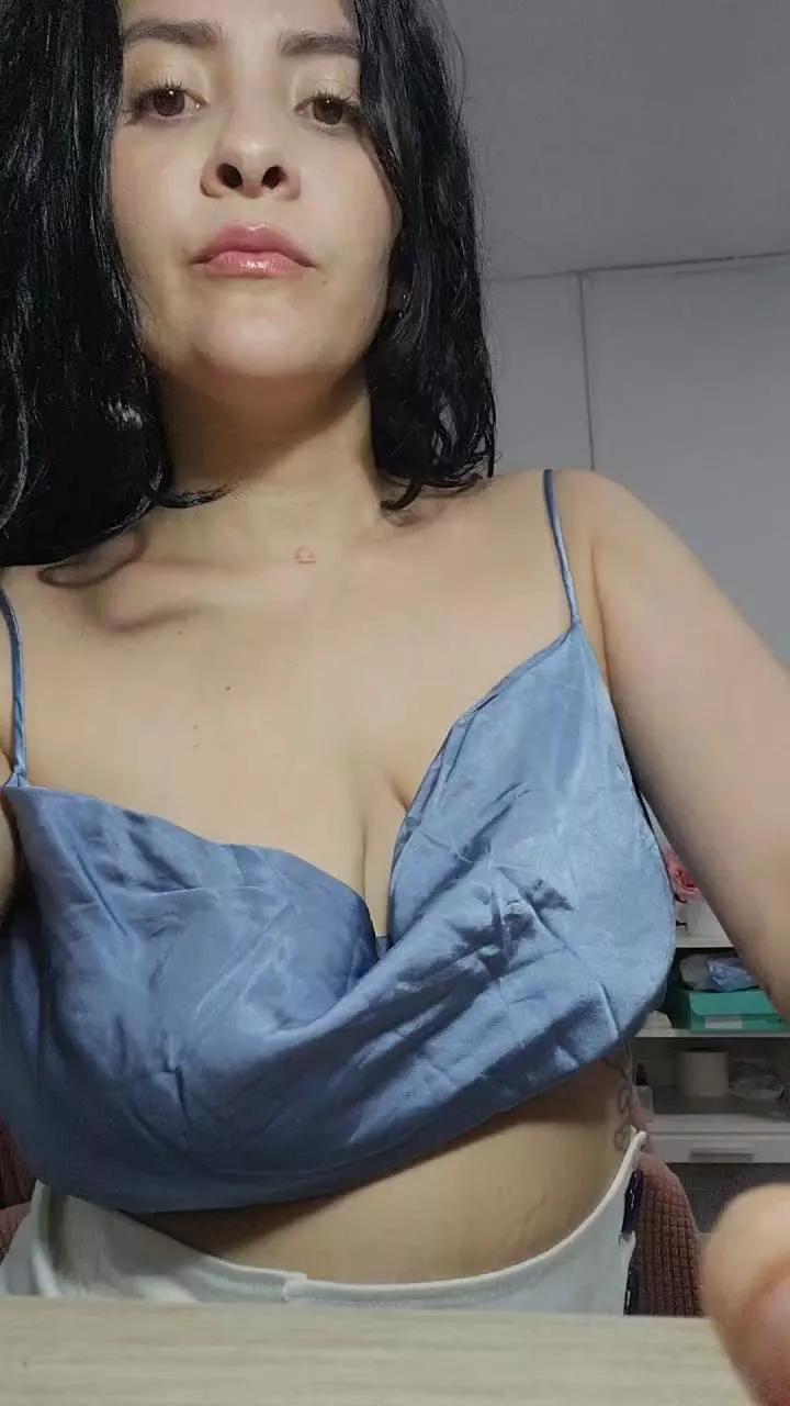 Brandypink on Cam4