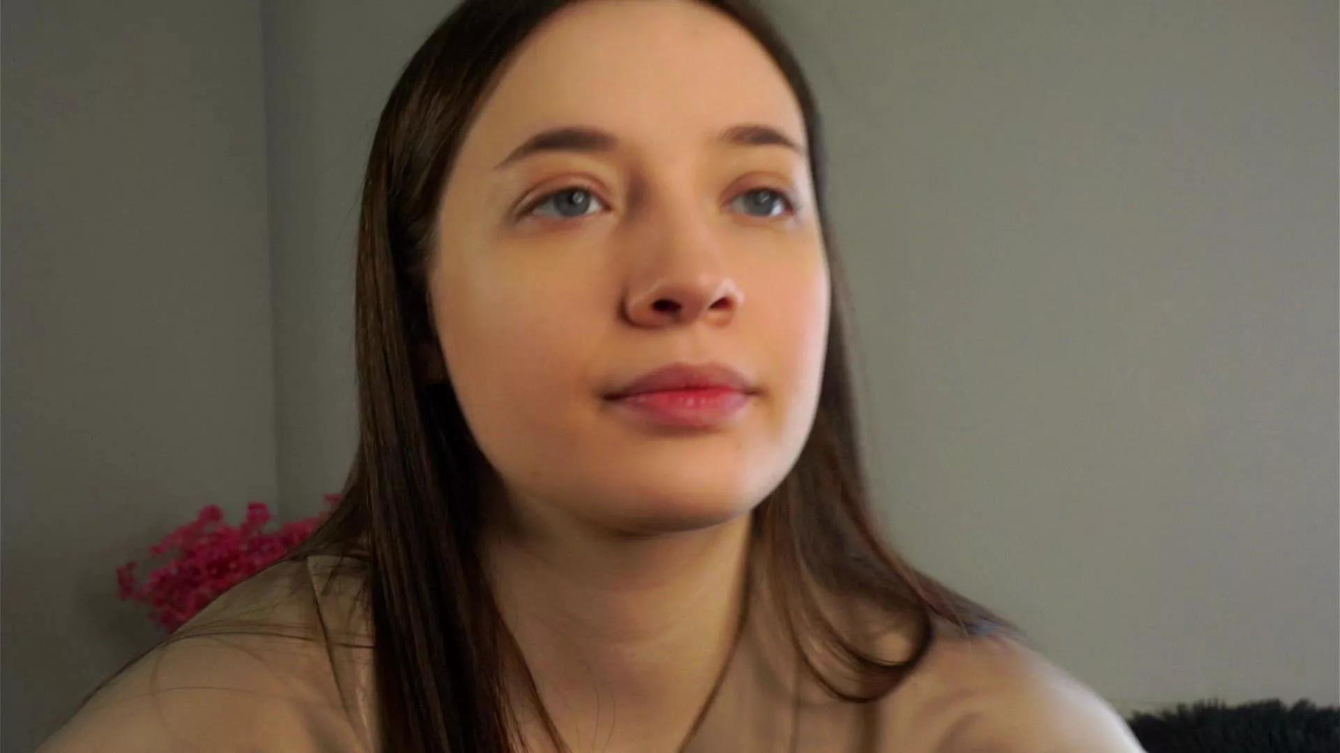 Freechat BridgetEast on Cam4