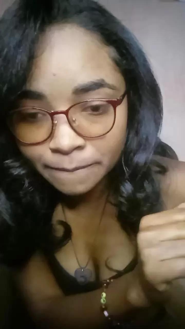 Bryanah on Cam4 