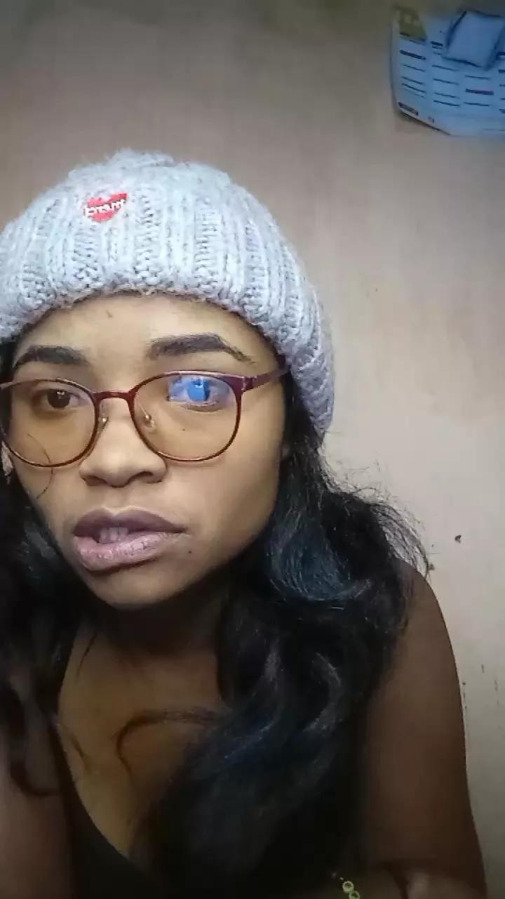 Bryanah on Cam4 