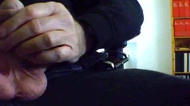 BueroNRW on Cam4 