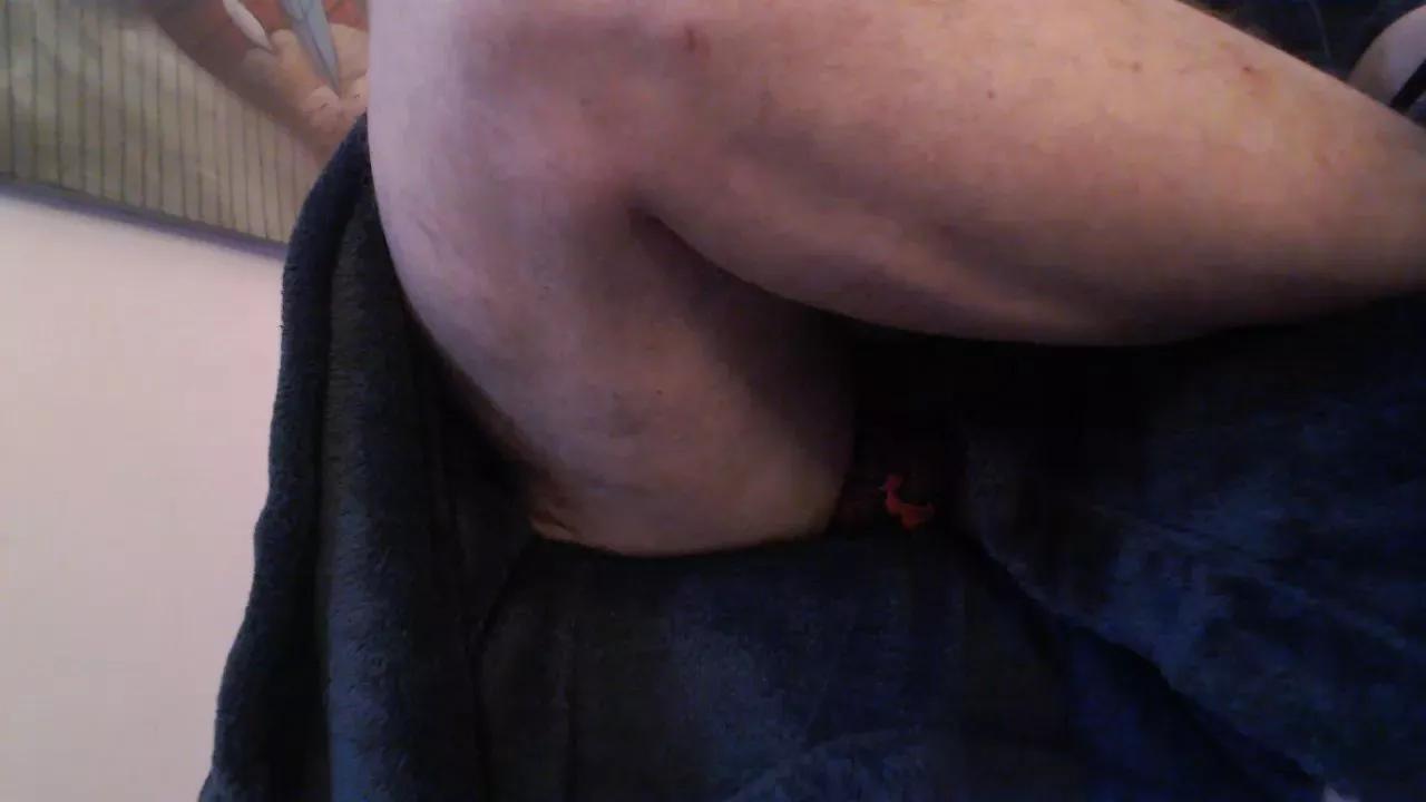 bulgefr on Cam4 