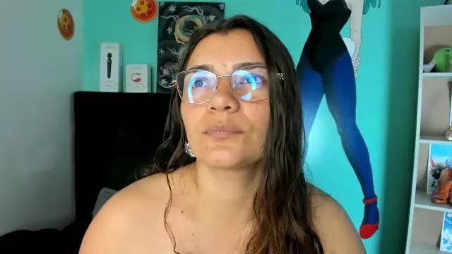 bulma_hot_ on Cam4 