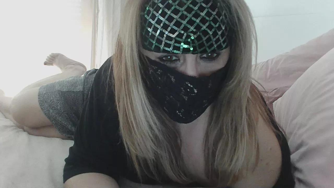 Burlesqgioco on Cam4 