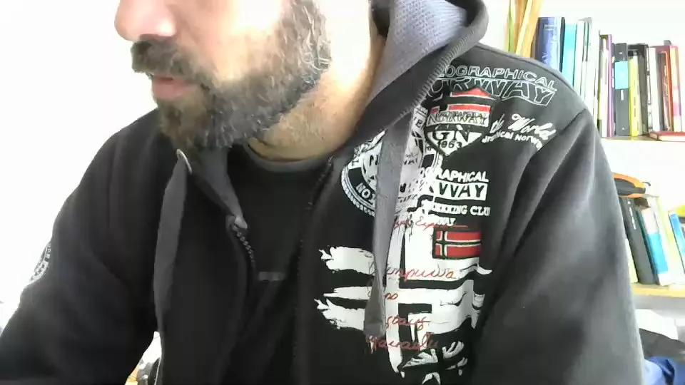 Caballero77777 on Cam4 