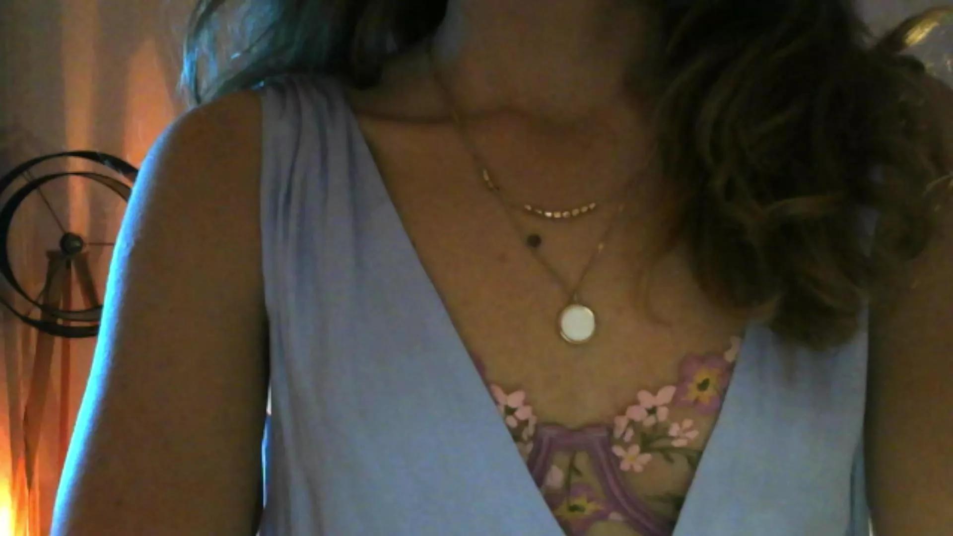 Calliope_ on Cam4 