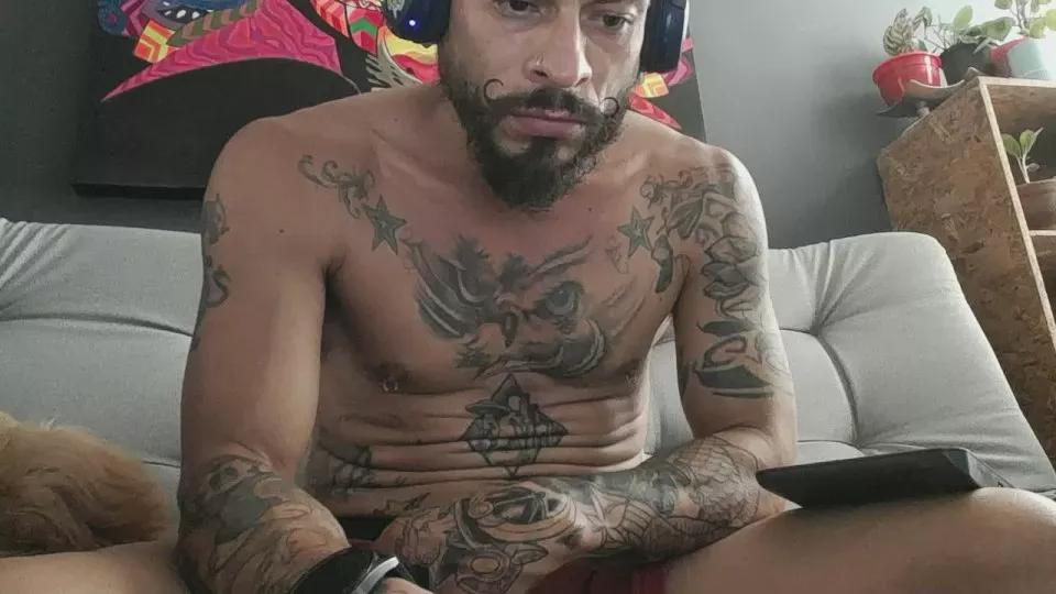 CallMeDouglas on Cam4 