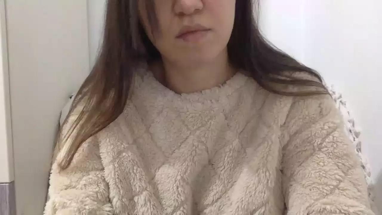 CamiLatam69 on Cam4 