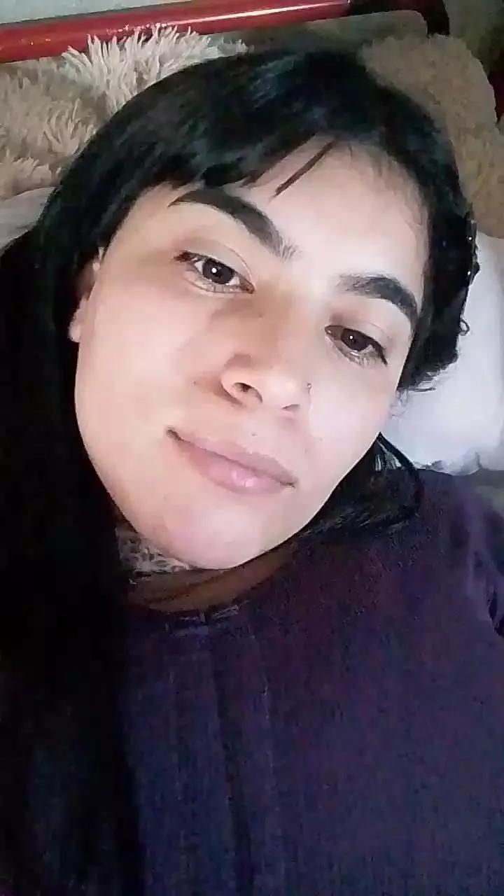 candee3 on Cam4 