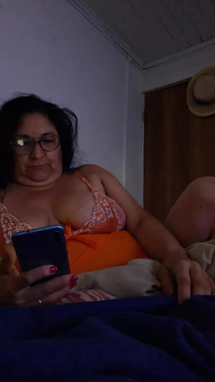 Caritovivi on Cam4 