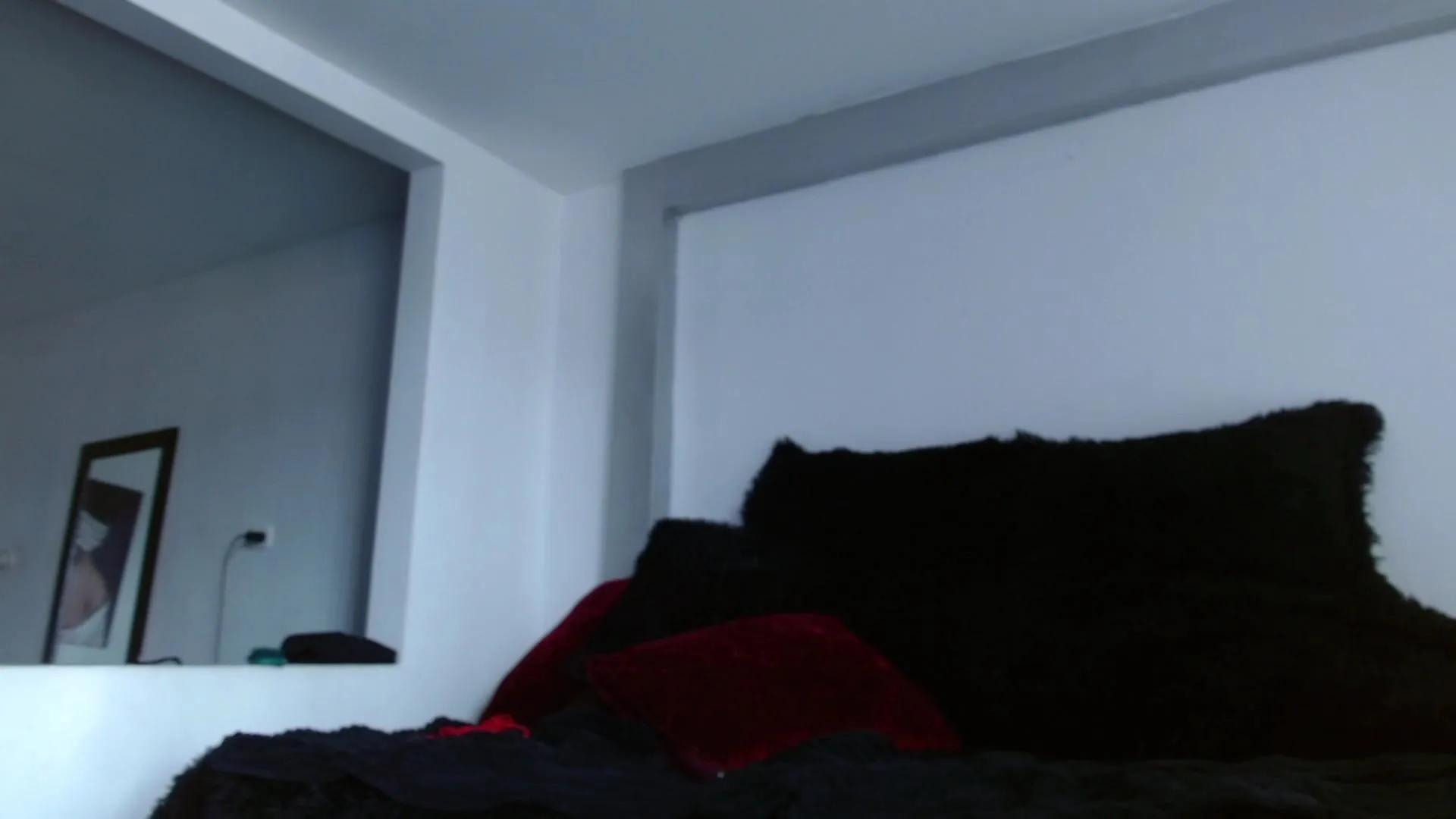 Offline caroline_spanky on Cam4