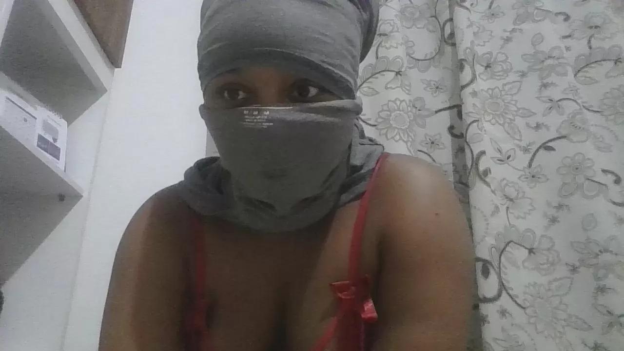 casalsurfistin on Cam4 