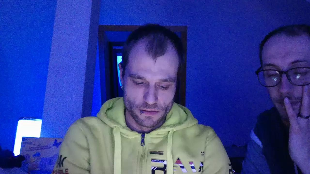 Casper_1988 on Cam4 