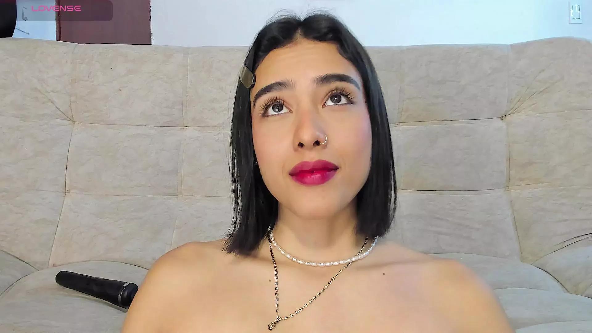 Cataleya_666 on Cam4 
