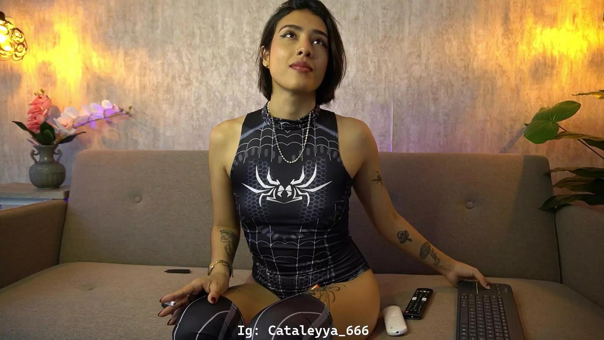 Cataleya_666 on Cam4 