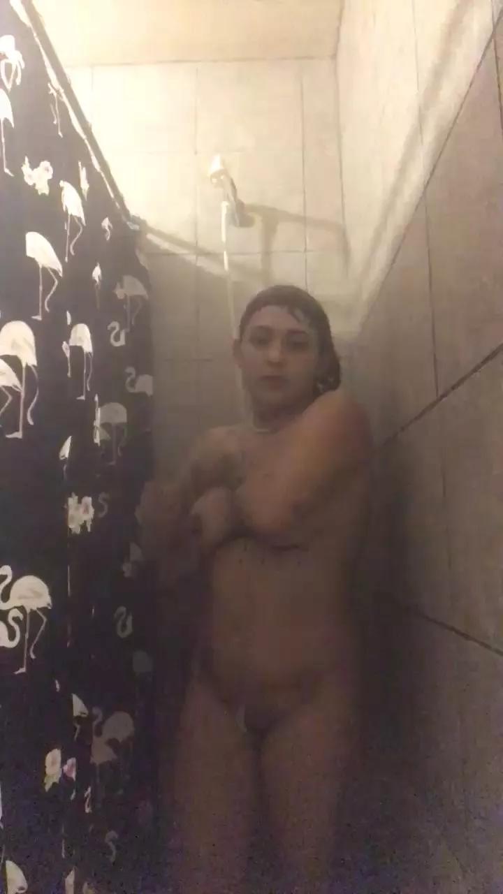 Ccamilavv on Cam4 