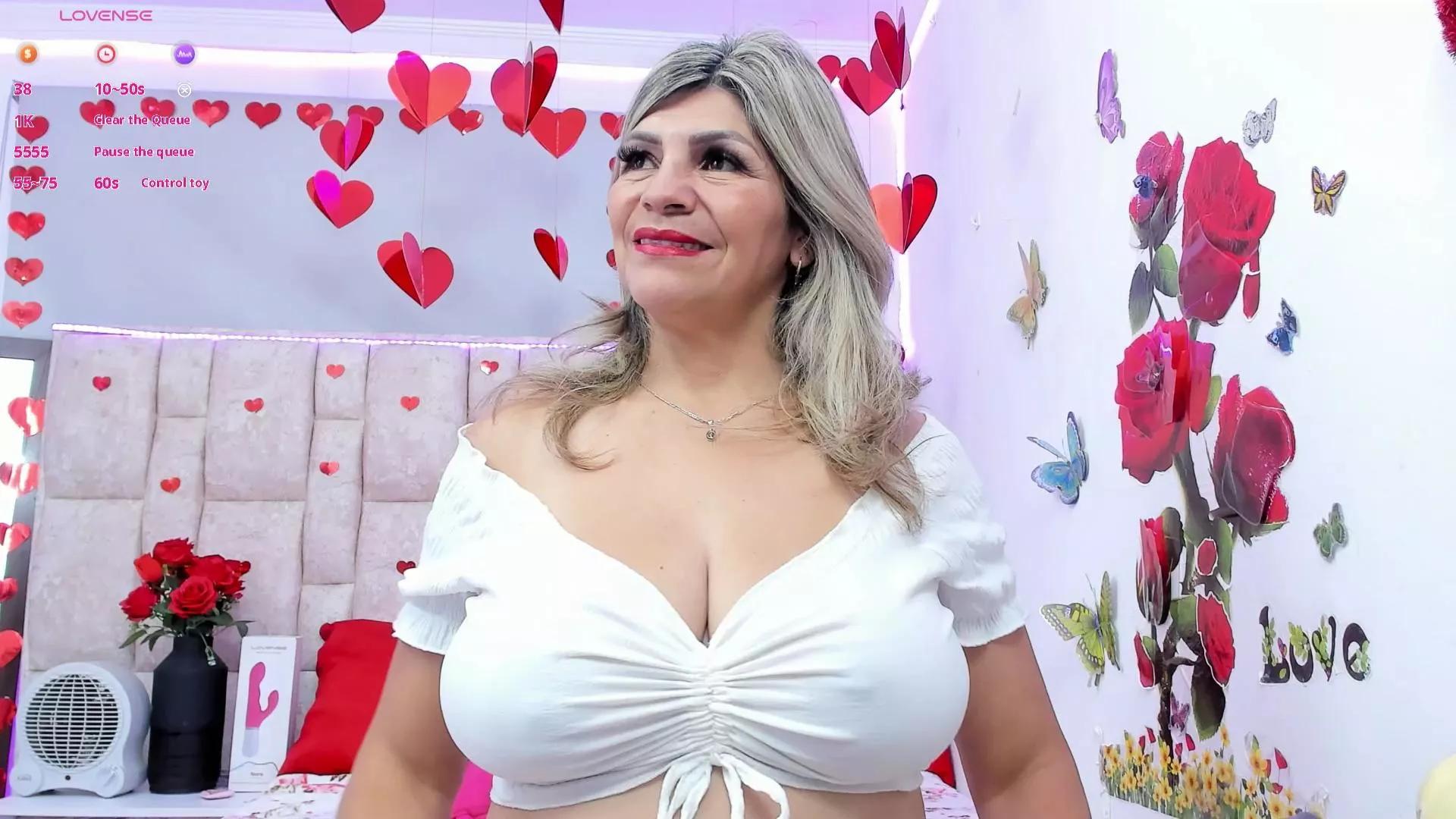 Celeste_Lincon on Cam4 