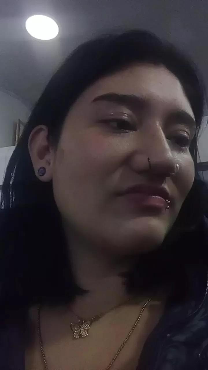 Cerecita02 on Cam4 
