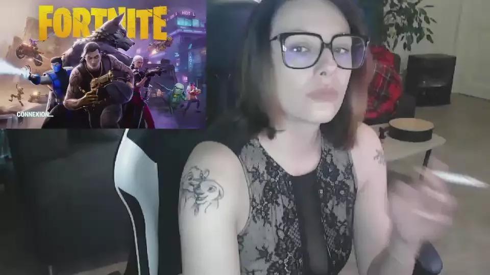 cerise132 on Cam4 