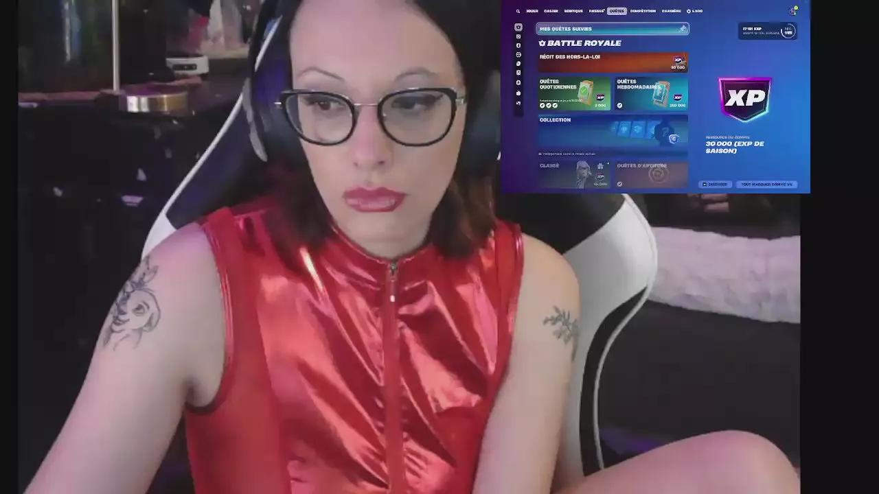 cerise132 on Cam4 