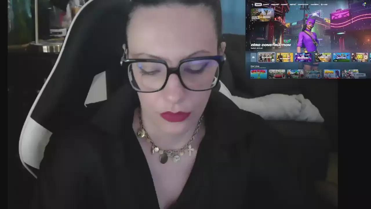 cerise132 on Cam4 