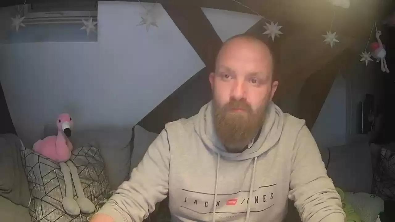 Chaot89 on Cam4 