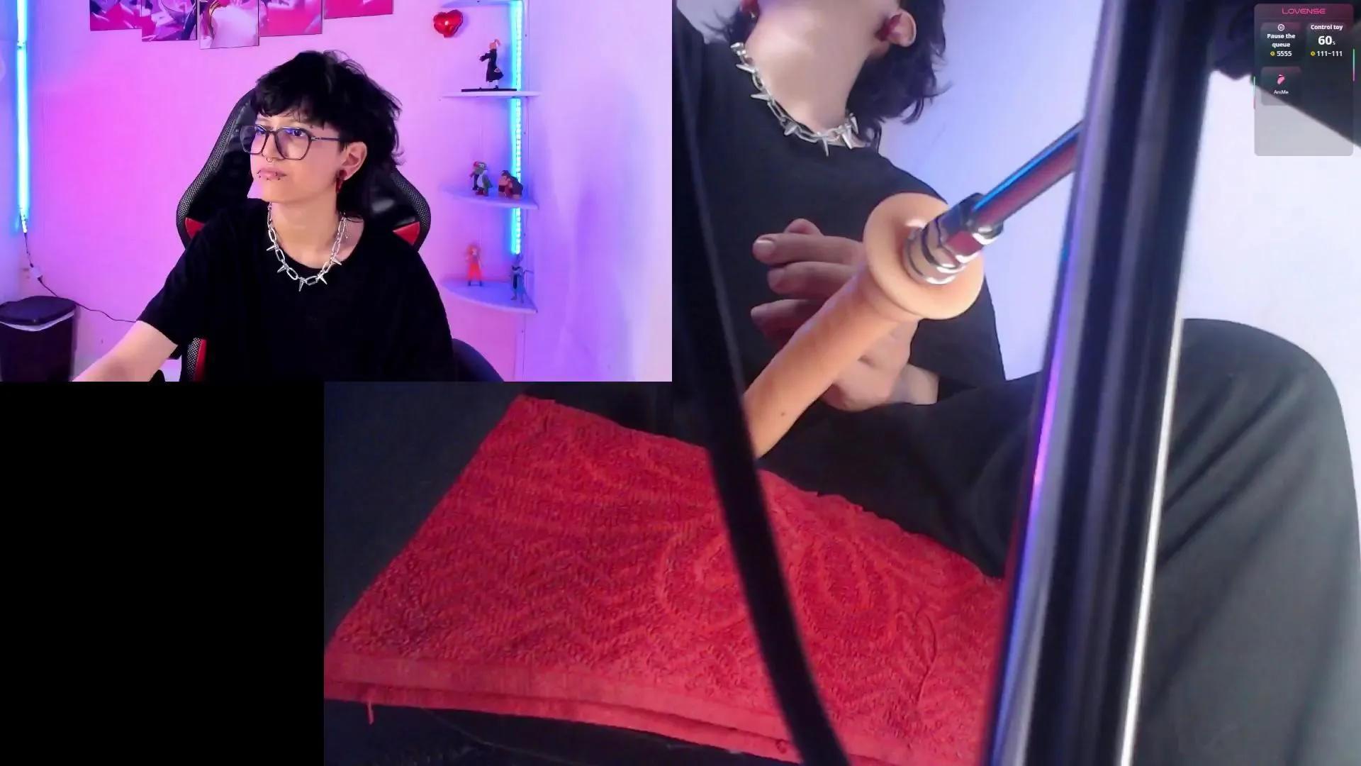 Offline Charlie_Taylor_ on Cam4