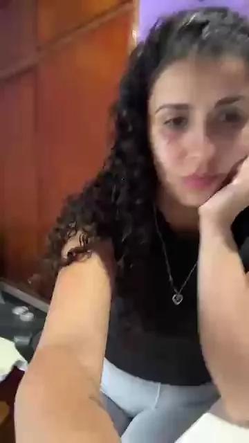 charlotte001 on Cam4 