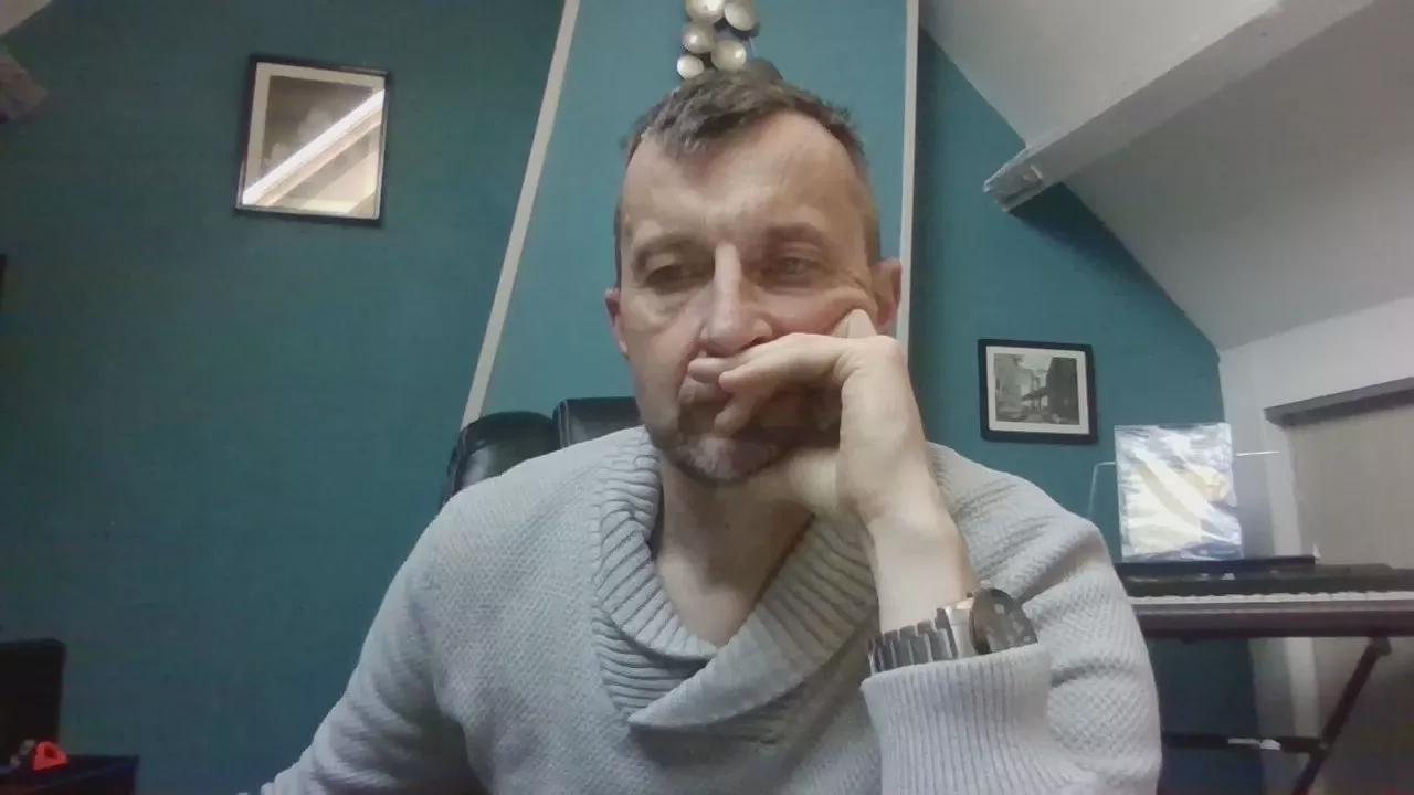 chbiomale on Cam4 