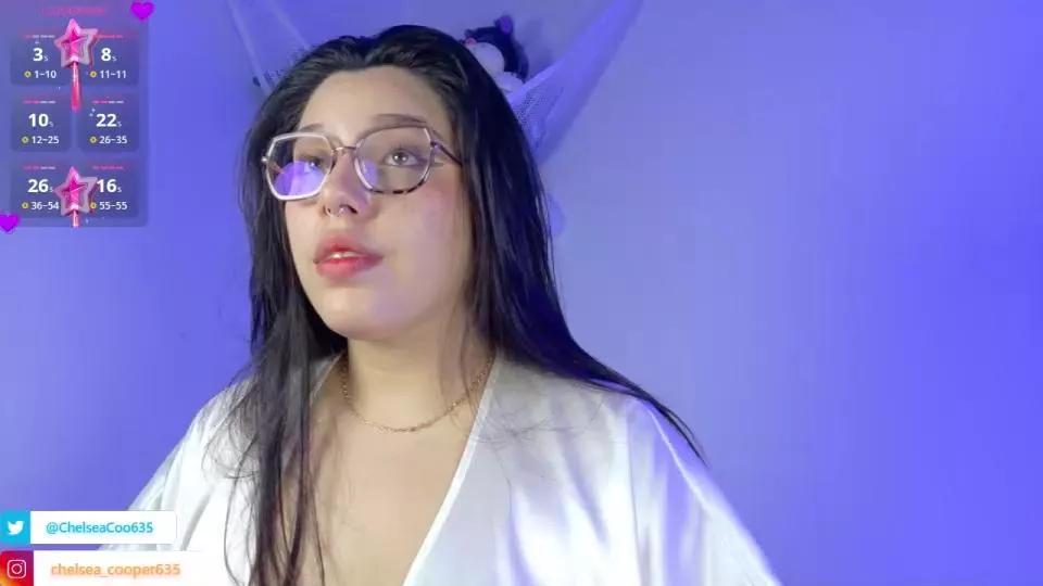 chelsea_coo on Cam4 
