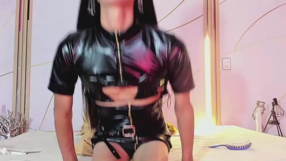 cheryhandsome3 on Cam4 