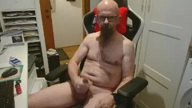 Offline chiemseesurf on Cam4
