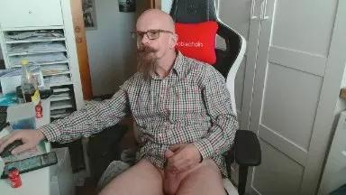 Offline chiemseesurf on Cam4